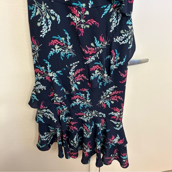 NWT Likely Ophelia Zoe Floral Ruffled Dress Navy Size 8 Wedding Guest Summer - Picture 5 of 12